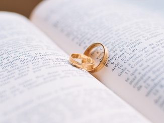 Bijoux et destination de mariage : Trouver l’accord parfait